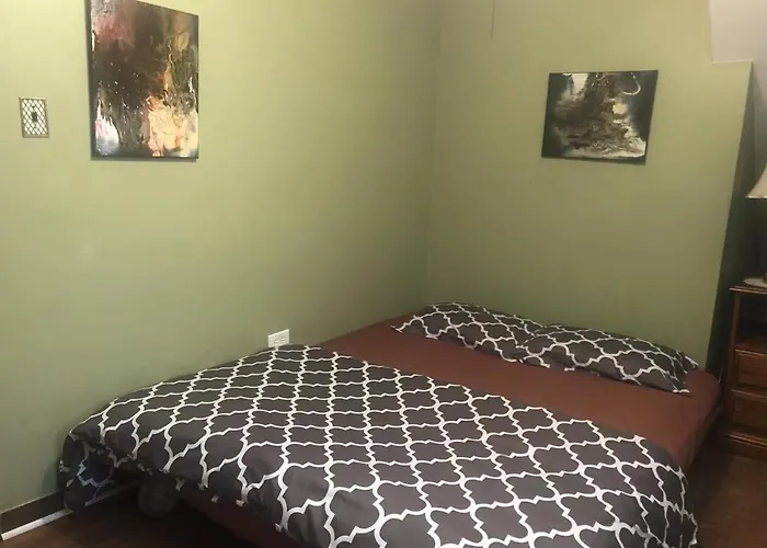 Apartment Ethan Golden Llc